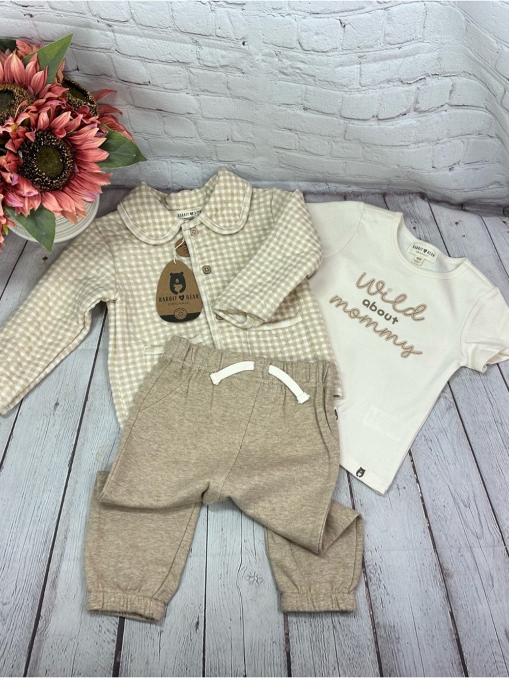 NWT Rabbit + bear Neutral beige 3pc set Jacket Joggers Tee gingham plaid